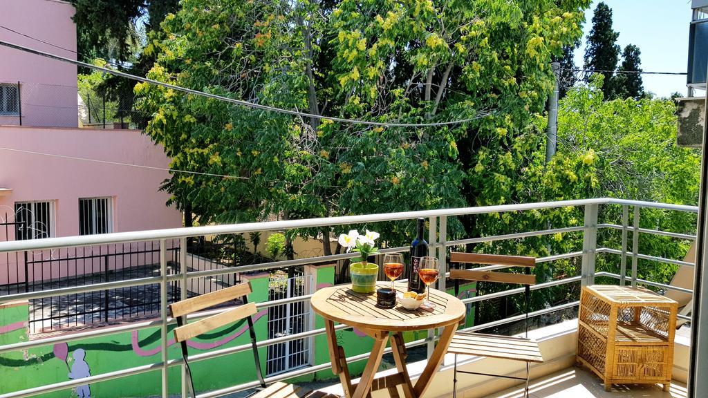 Apartment In The Historical Center Of Афины Экстерьер фото